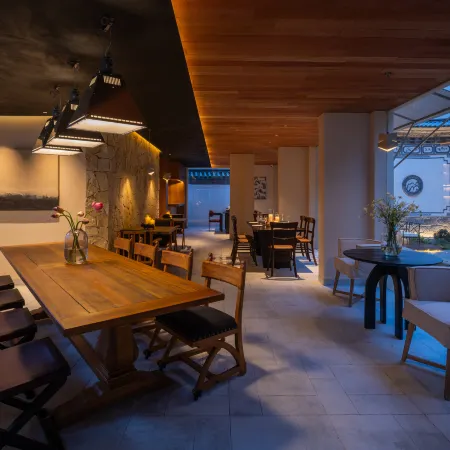 QIYULAN · Hidden Garden Retreat