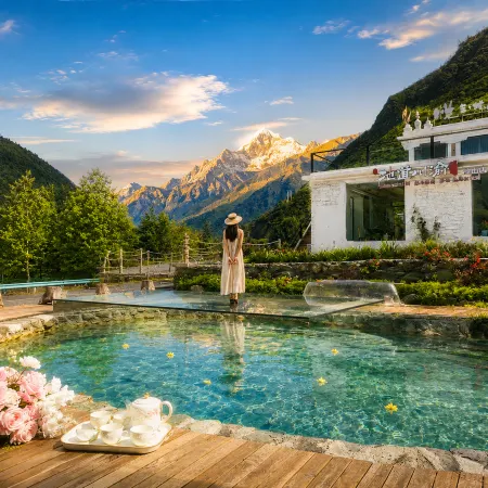 Yuexi·Lanshan Hot Spring Hotel