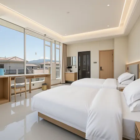 Qicai Danxia Qixiali Hotel