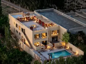 Dunjiang Jianmo Resort Homestay (Mingsha Mountain & Crescent Spring Branch)
