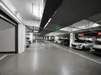 Yijia Hotel (Xinyi Railway Station Nanjing Road) - parkir