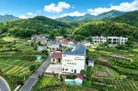 朝嵐夕居民宿 - 露台