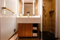 Yunyi Hotel (Shaoshan Xintiandi Pedestrian Street) - Balkoner