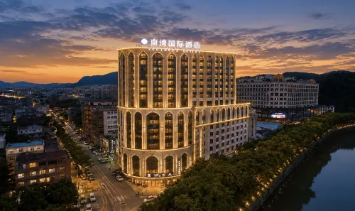 South Bay International Hotel - Parkering