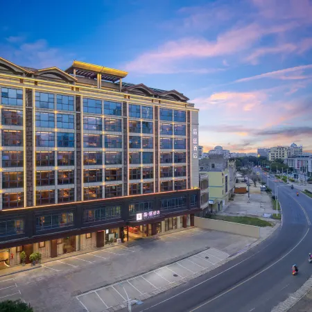 Zhefei Hotel (Qionghai High-Speed Railway Station Branch)