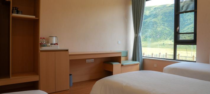 Gama Li Homestay Inn Hotels in Dêgê County