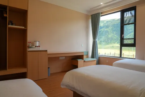 Gama Li Homestay Inn - Homestays