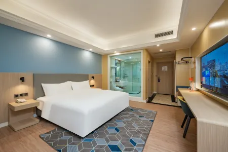 Holiday Inn Express Chengdu Tianfu Square (Kuanzhai Alley)