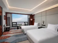 Wanda Yi Yangzhou Hotel Hotels near Hongquan Hospital