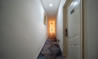 Shanghai Yifeng Select Hotel