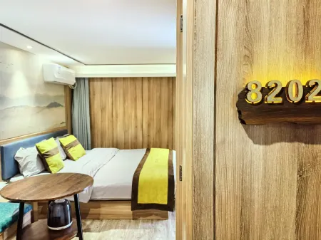 Qingse Shiguang · Manka Homestay (Nanjing South Railway Station Mingfa Plaza Subway Station)