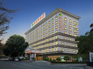 Vienna Hotel (Shenzhen Longhua Renmin South Road)