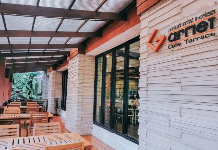 Navarat Heritage Hotel Отели в г. Kamphaeng Phet