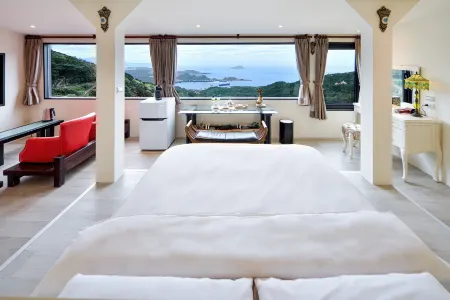 Windsor Sunlight Han-Guan B&B Отели рядом с достопримечательностью «Город Небес»