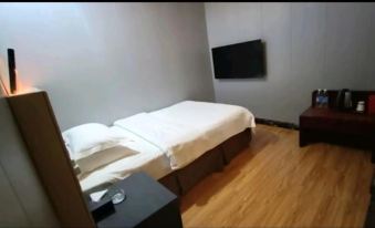 Eighth Hotel