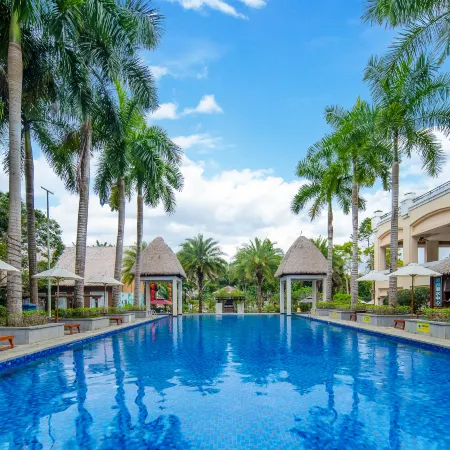 Xinglong Ramada Hot Spring Resort Wanning
