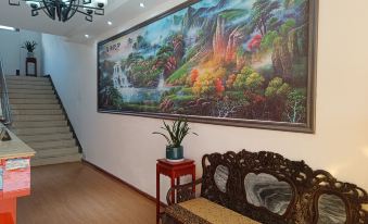Yifeng Materials Hotel