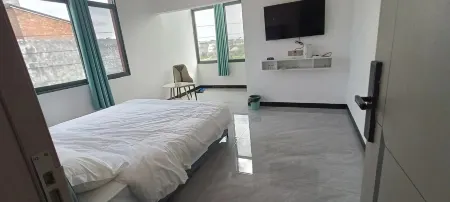 Langtian Riverside Homestay Farm Отели в г. Лечан