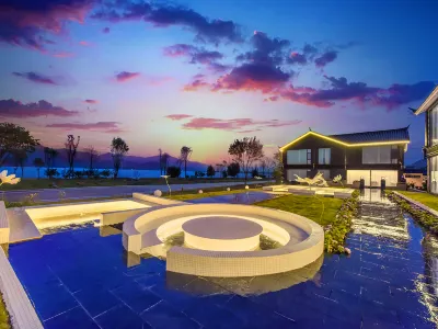 Wuhu Yunjiansu  Lake View Beauty Su Hotels in Lugu Lake Langfang Dock