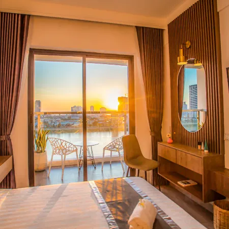M9 Kirirom Hotel Отели рядом с достопримечательностью «Набережная Сисоват»