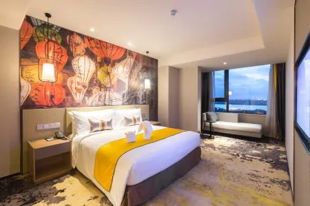 Shanghai Sanjiagang Greenland THE QUBE Hotel (Pudong Airport)