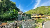Huanting Yuantouli Primitive Village Hotel