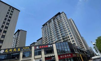 ZiBo zijiage hotel