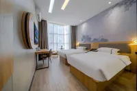 GELI Hotel (Linyi Pingyi Yinhua Road) - balcony