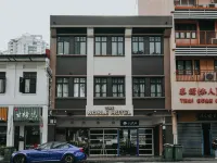 The Noble Hotel Hoteles cerca de Embalse MacRitchie