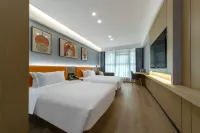 Southern Yishang Light House Hotel