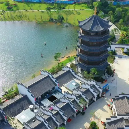 Fuyang Huaiwang Bieyuan Homestay (Raozhou Ancient Town Branch)