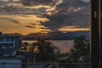 zhao ri xian yun Seaview Hotel