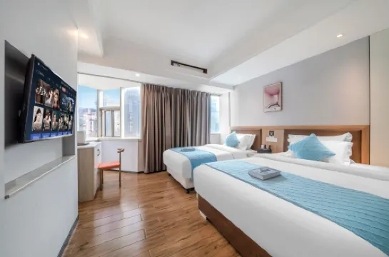 重慶康馨ホテル（兩路口小児病院）