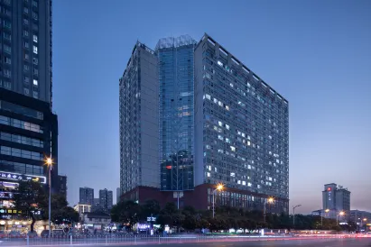 Linzhou Muju Hotel (IFS Guojin Center Branch, Wuyi Square Subway Station, Changsha)