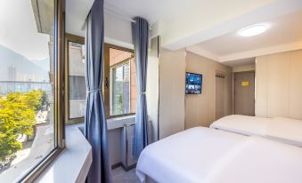 Aidu Hotel