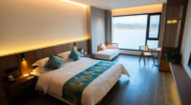 雲夢麓湖度假酒店 鄰近桃紅嶺梅花鹿國家級自然保護區的酒店