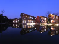 Ganzhou Ziran Yue'er Lake Homestay (Ganxian Datian) - Mountain view