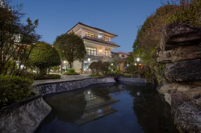 Julin Hot Spring Villa Homestay Hotels near Jingbian Square