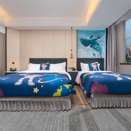 Whaley Hotel (Fuyang High-speed Railway Station)