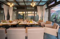 Lanping can be hotel