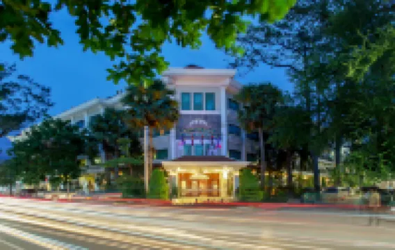 Baitong Heritage Hotel