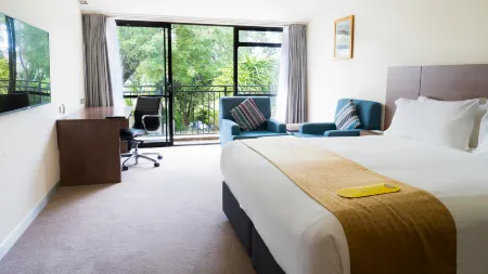 Holiday Inn Auckland Airport