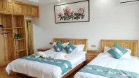 Xidi Tingyun Xiaozhu Huipai Courtyard Design Guesthouse (Yi East Station)