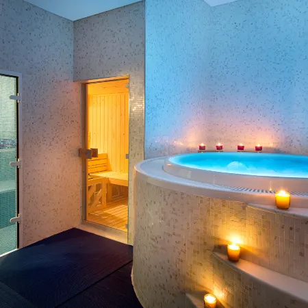 DoubleTree by Hilton Doha Old Town