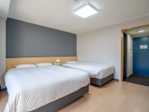 Cheongpung Resort Lake Hotel Hotels in Jecheon-si
