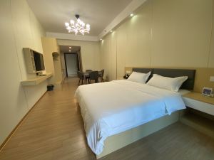 Mico Apartment (Country Garden Phoenix Peninsula)