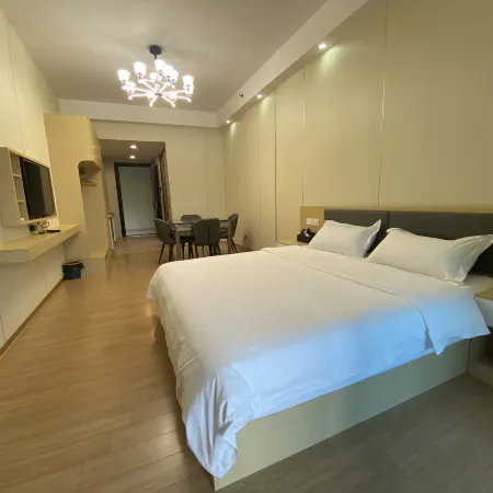 Mico Apartment (Country Garden Phoenix Peninsula)