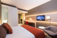 Noom Hotel Conakry Hotels in Conakry
