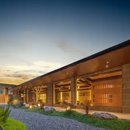 Hometown Famous Hotels in the Ancient City (Lu Xun’s Hometown Cangqiao Zhijie Store, Shaoxing)