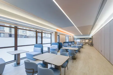 HanTing Hotel (Dongying Beier Road) Отели рядом с достопримечательностью «Dongying Botanical Garden»